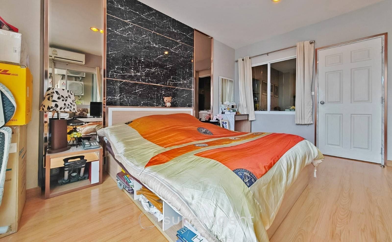 รูปทรัพย์