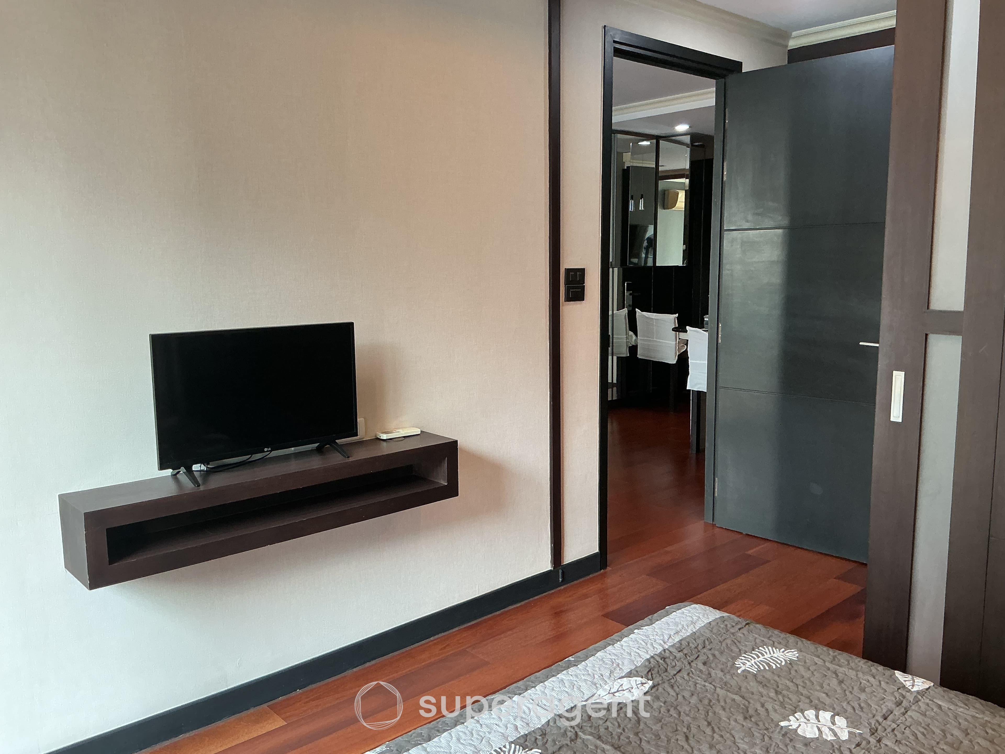 รูปทรัพย์