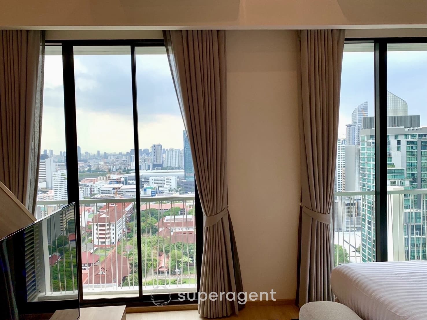 รูปทรัพย์