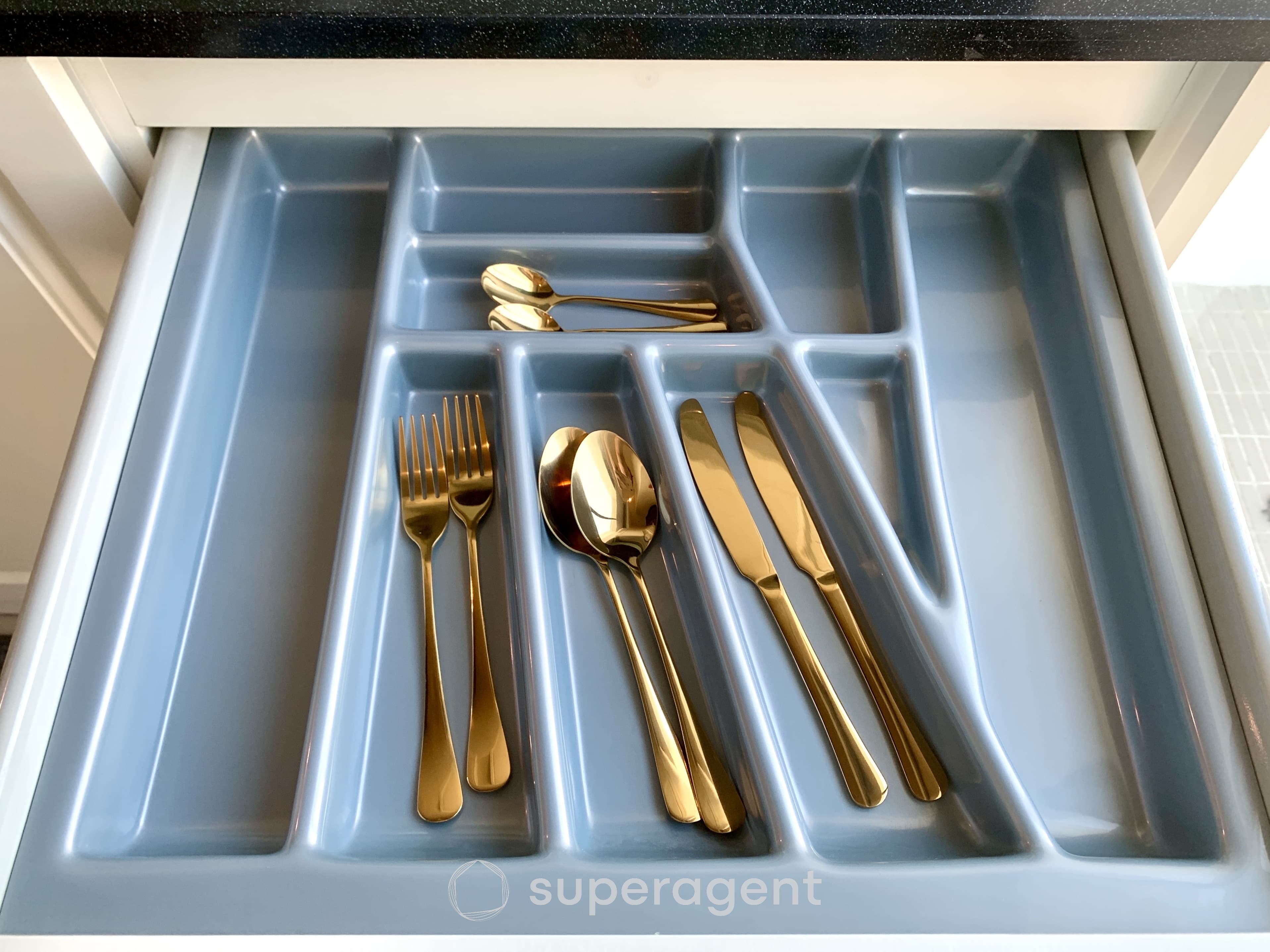 รูปทรัพย์