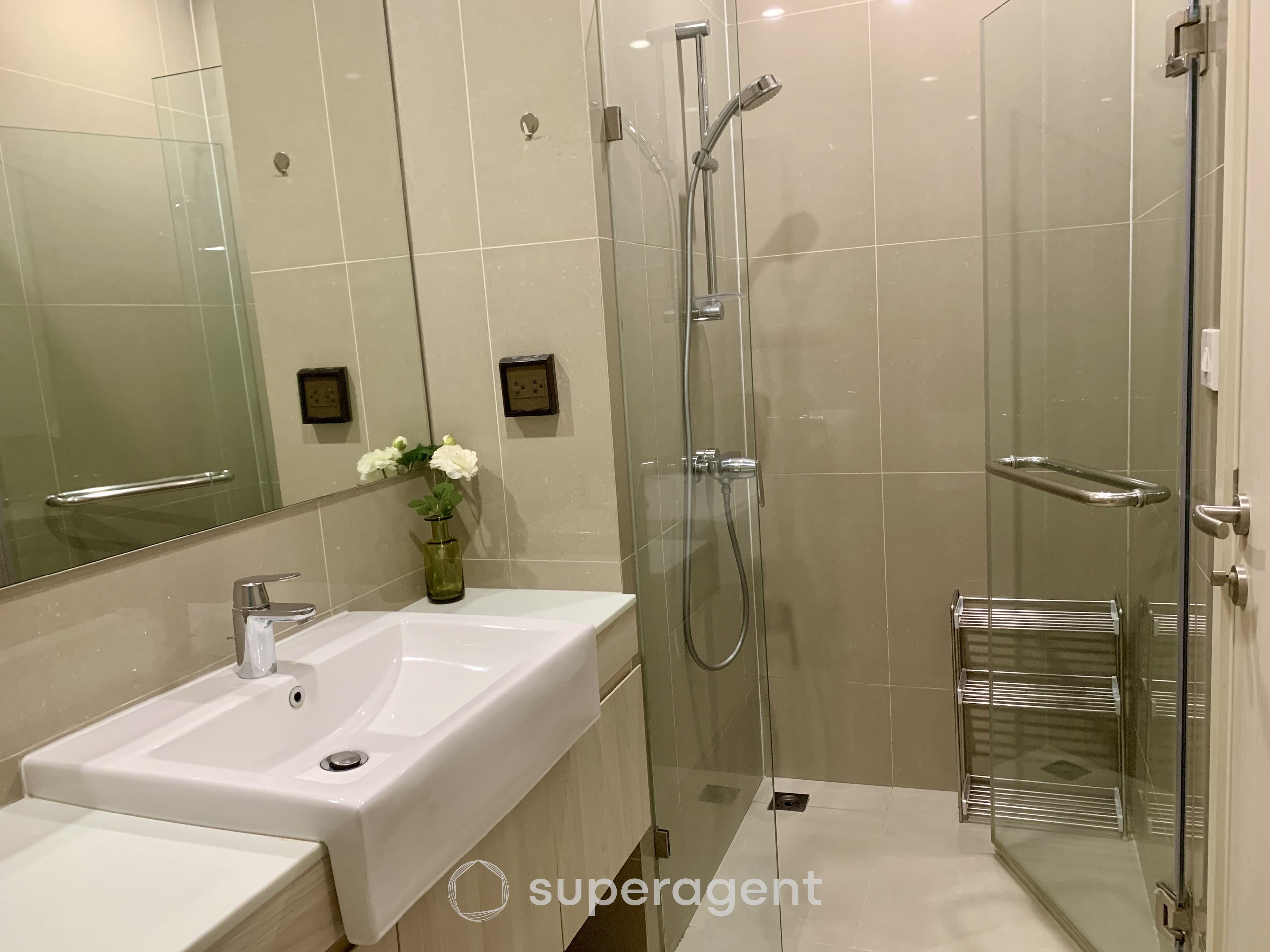 รูปทรัพย์