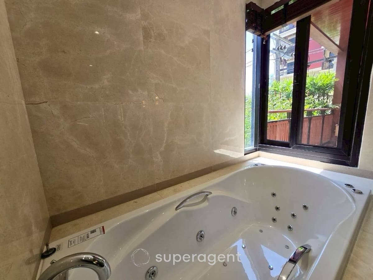 รูปทรัพย์