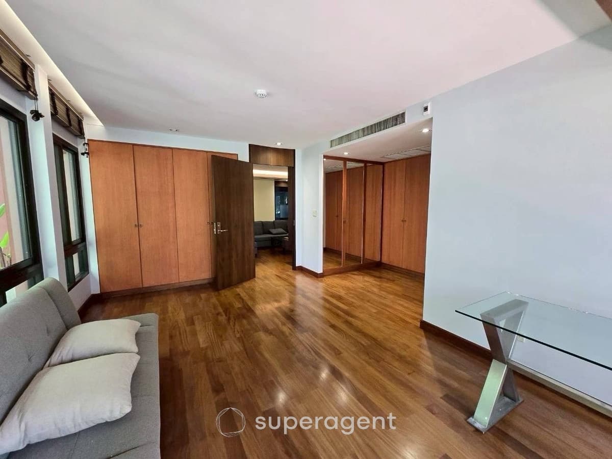 รูปทรัพย์