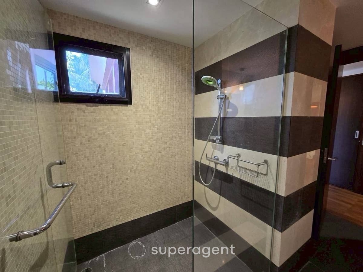 รูปทรัพย์