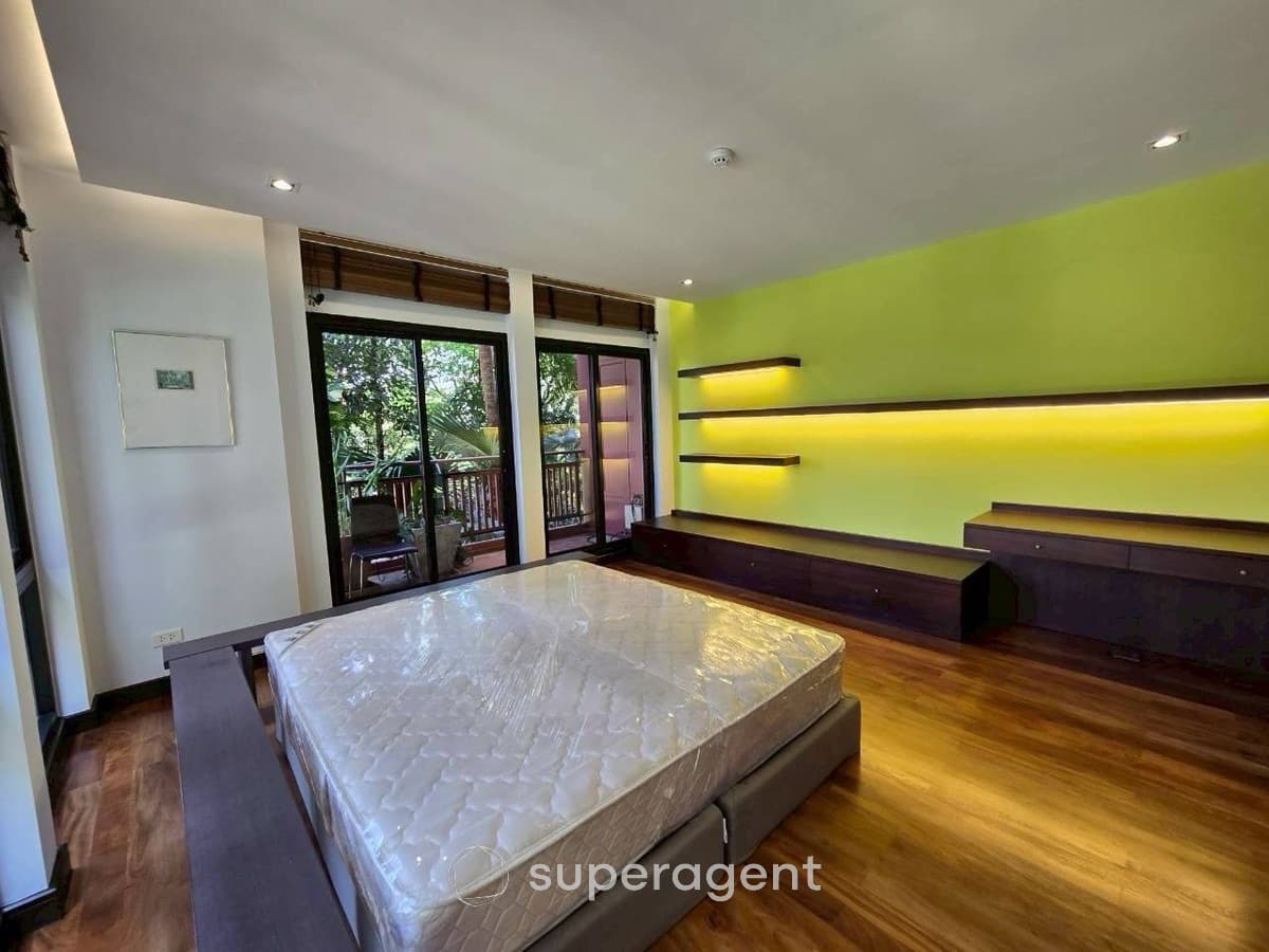 รูปทรัพย์