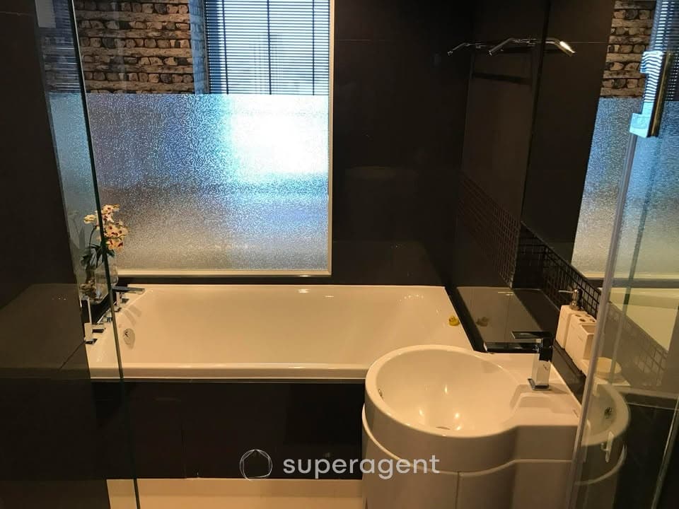 รูปทรัพย์