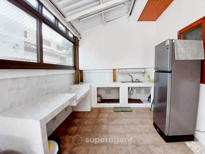 รูปทรัพย์