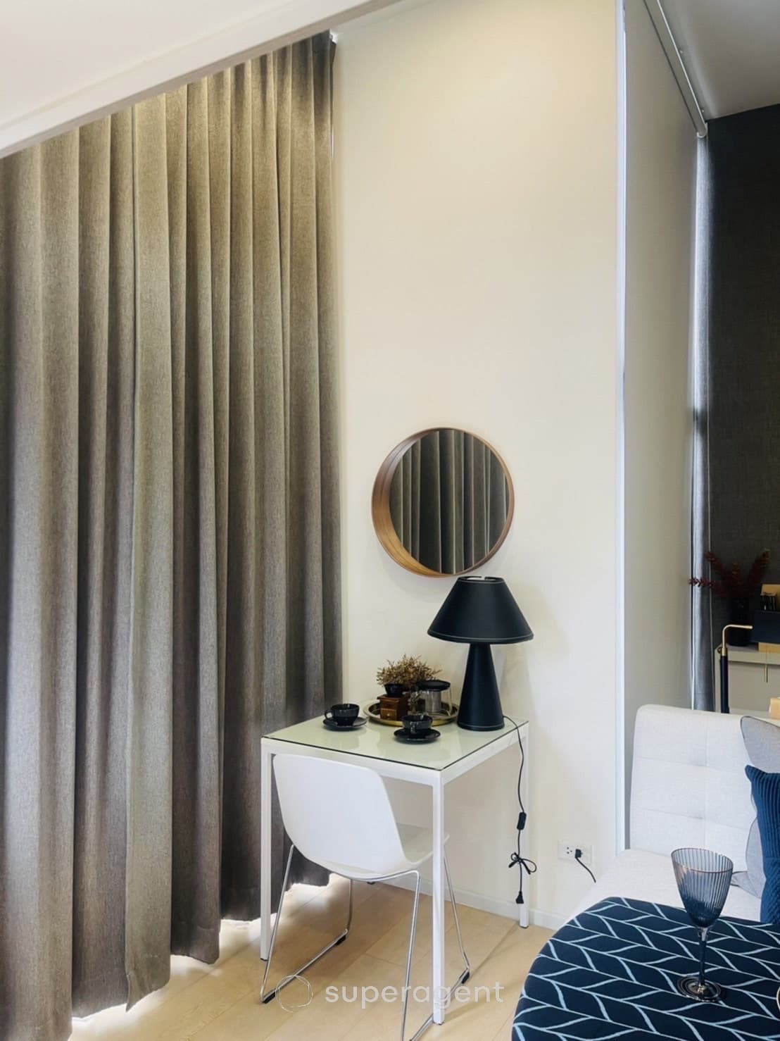 รูปทรัพย์